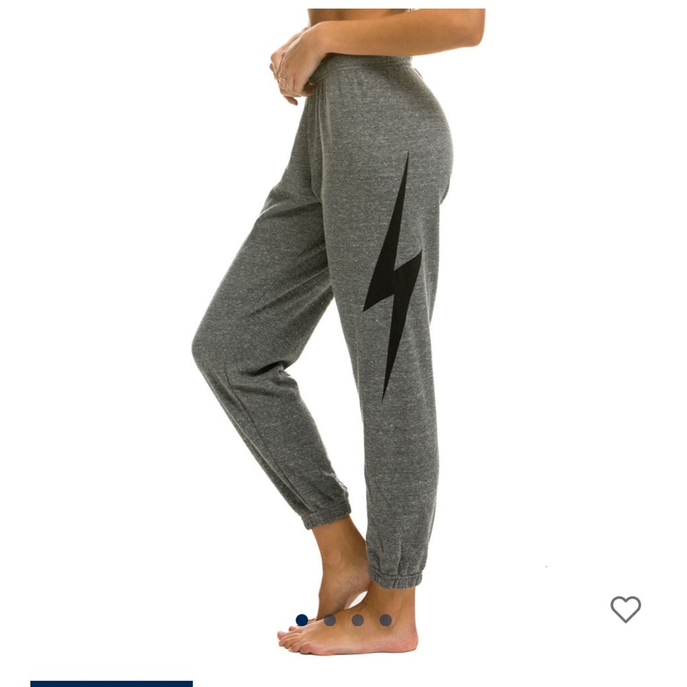 Women’s Avaitor Nation bolt sweatpants heather grey size small